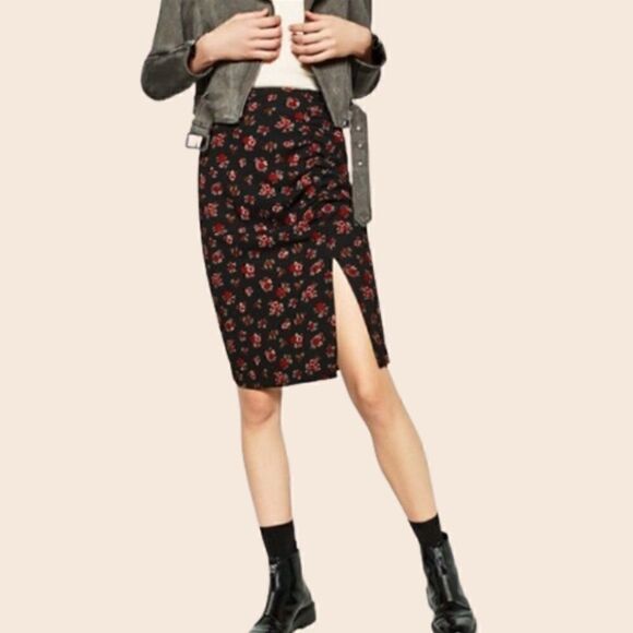 Zara Black & Red Flower Print Pencil Skirt Size XS - Picture 1 of 14